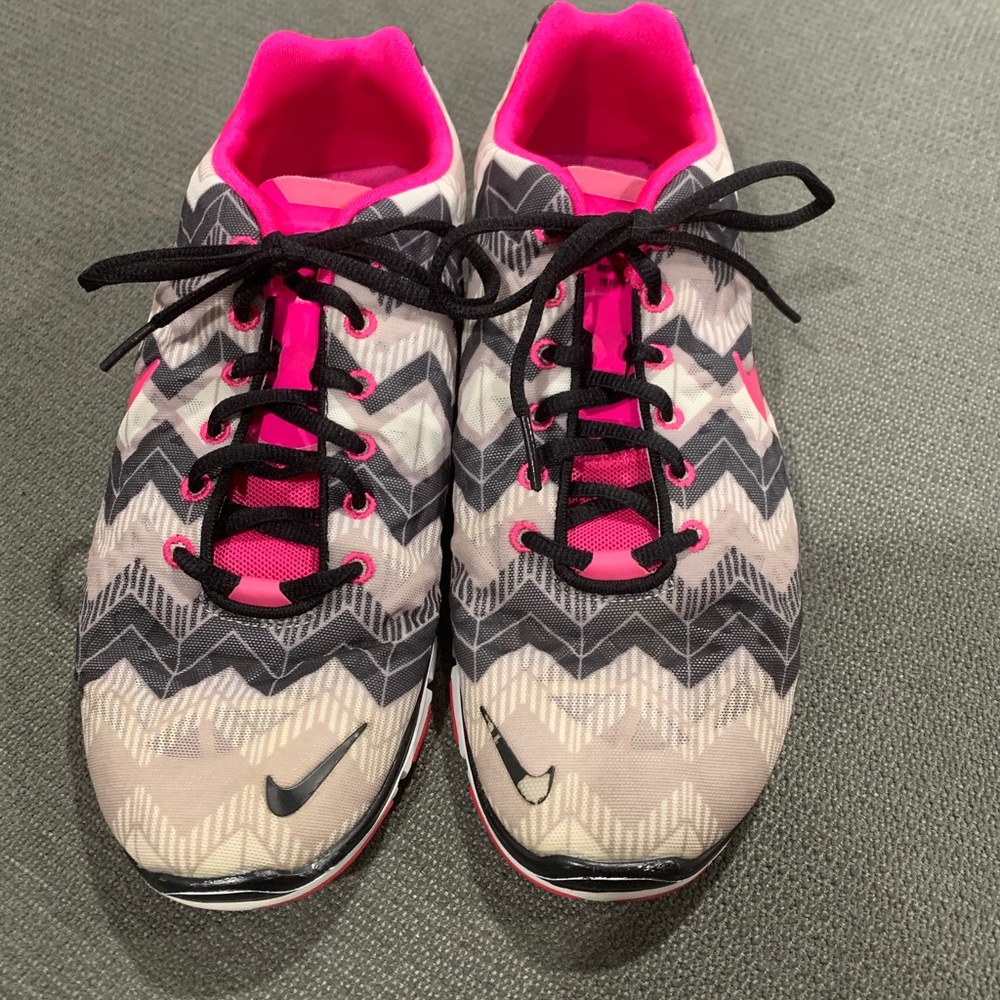 Nike Free 5.0 shoes